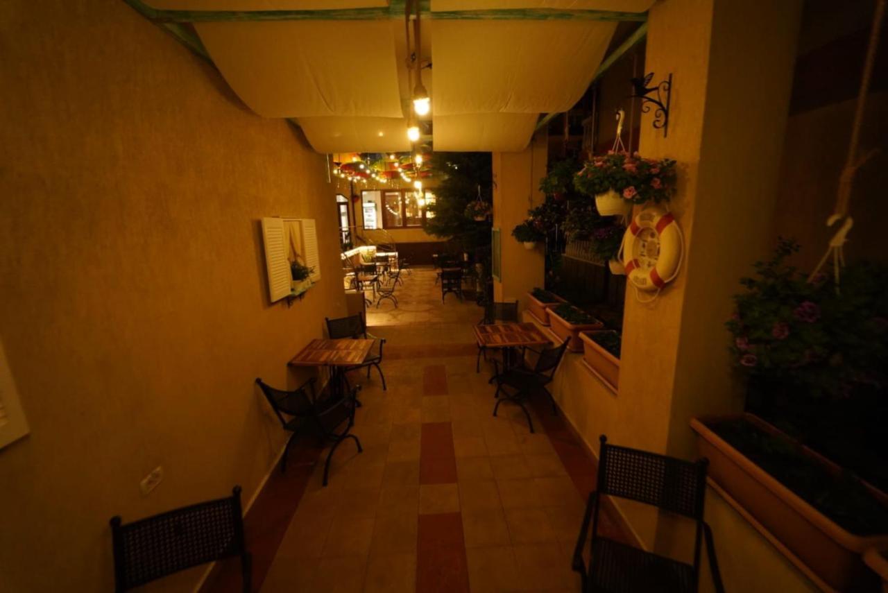 Complex Marinn קוסטינסטי מראה חיצוני תמונה