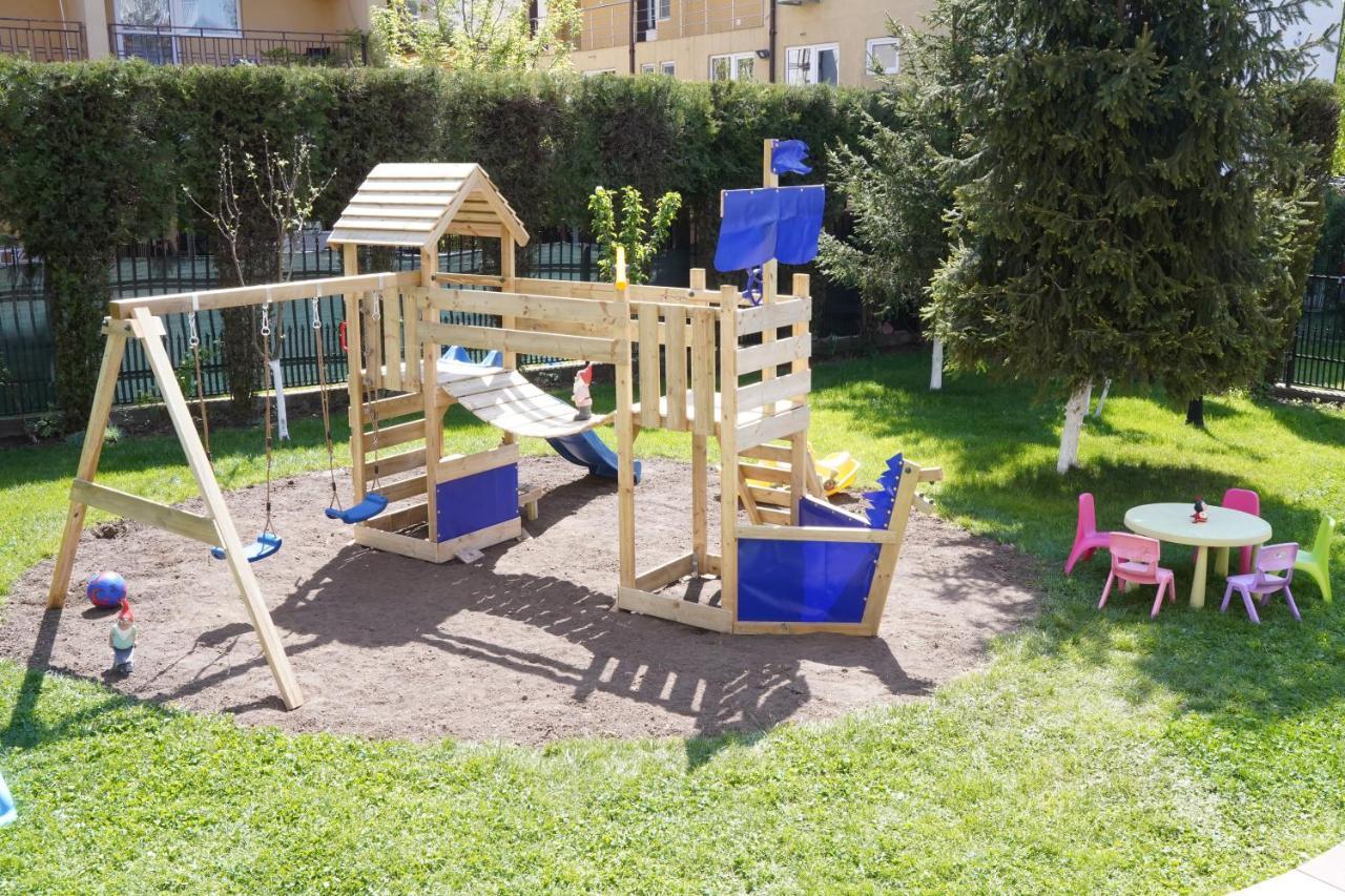 Complex Marinn קוסטינסטי מראה חיצוני תמונה